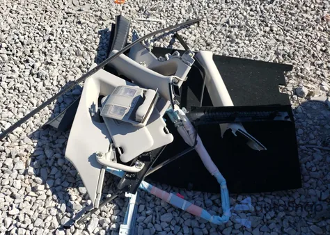 2018 Mazda Cx-5 Sport z USA, uszkodzony, nr VIN JM3KFABM7J1402954